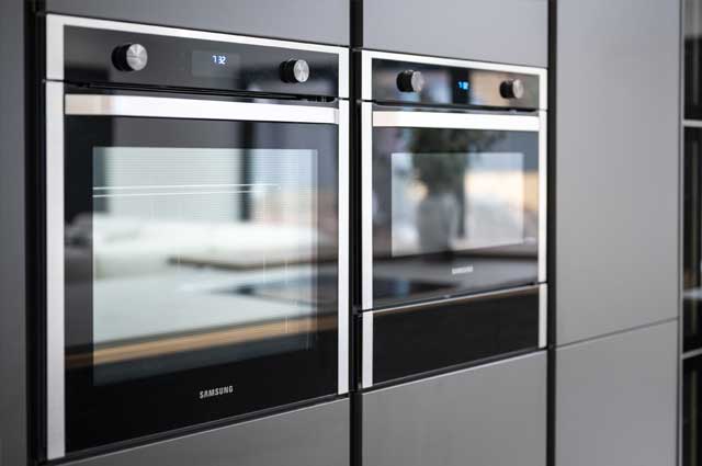 1TWO2 Kitchen Design - Samsung Kitchen Appliances, Bury